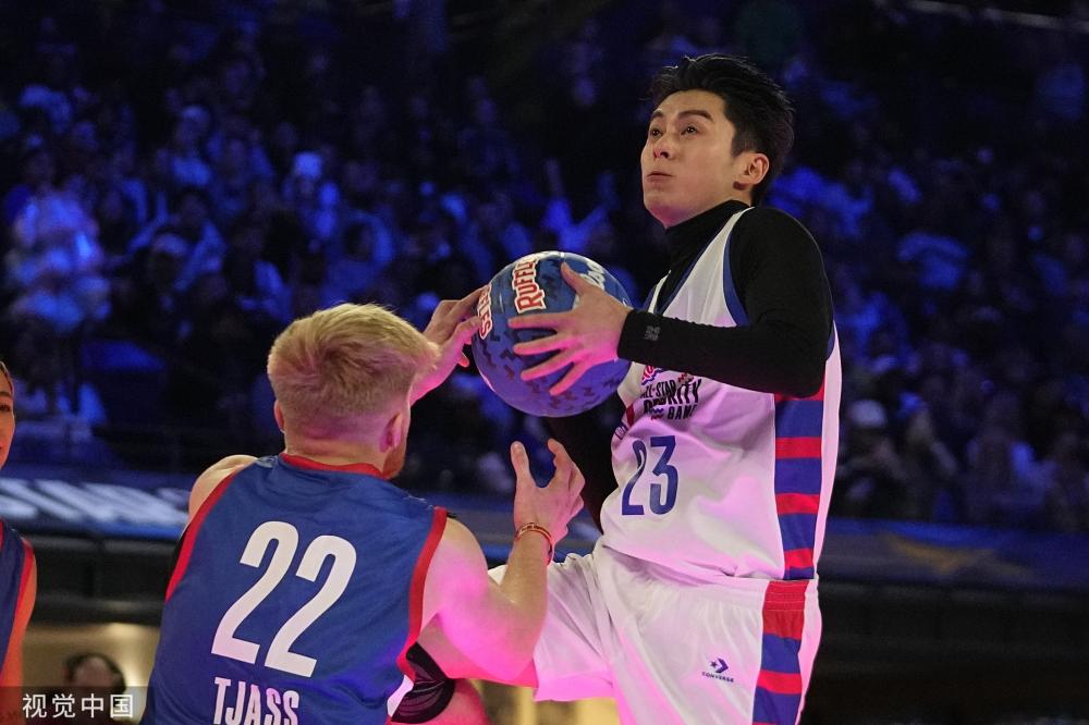 升了他的个 升了他的个